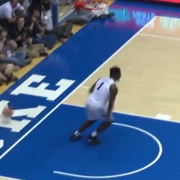 真的很炸裂！錫安大學(xué)時(shí)的球風(fēng)是真勁爆啊